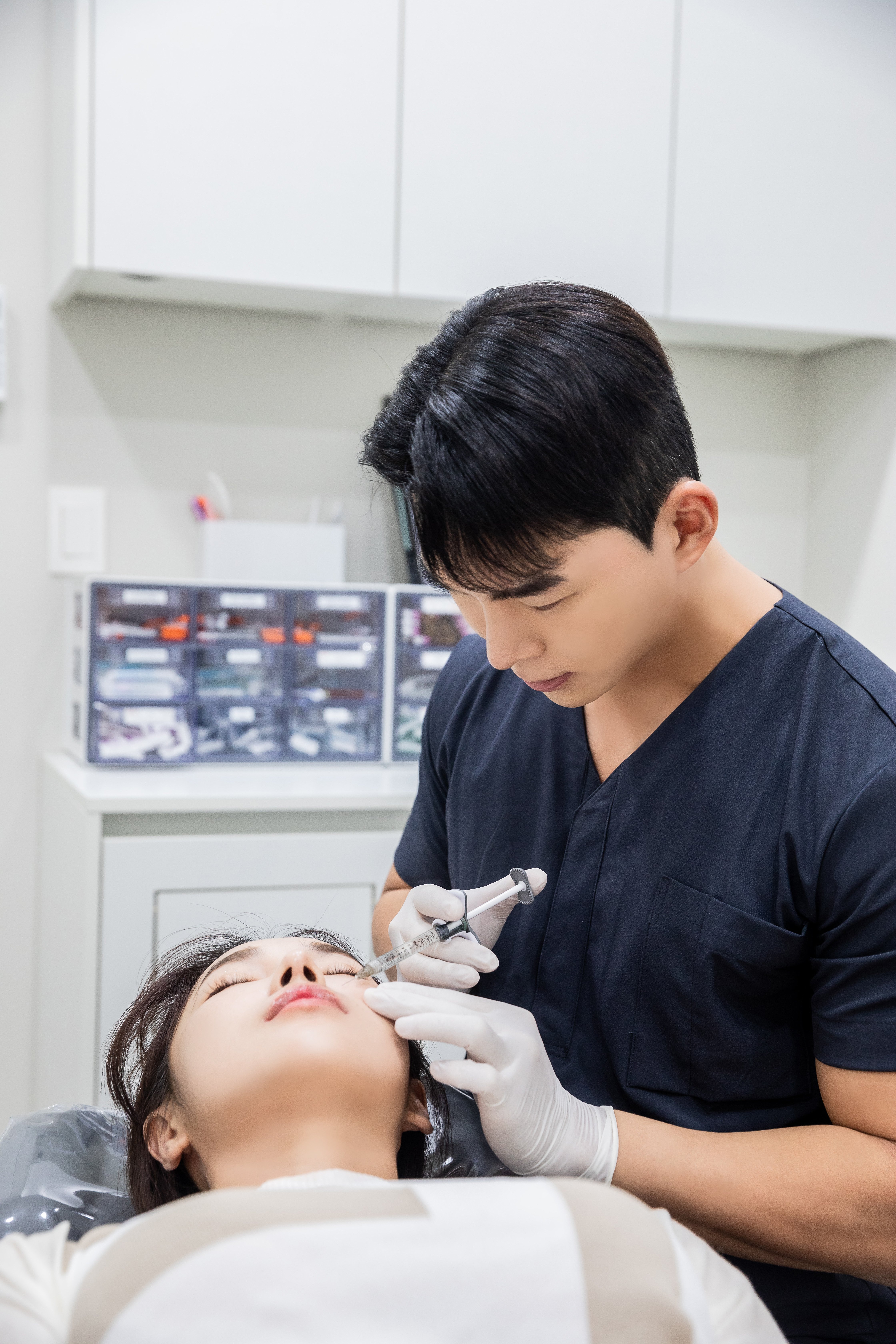 doctor performed Thermage FLX
